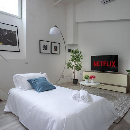 Cozy Loft Milano - Zona Certosa - Con Wi-Fi & Netflix & Parking Free In The Street Apartment Bagian luar foto